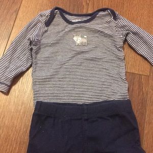 *5 for $15* Carters 3M Matching outfit used